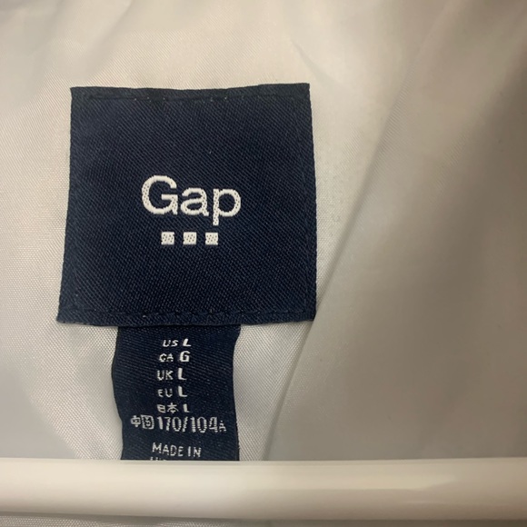 Gap Vest - Picture 2 of 2